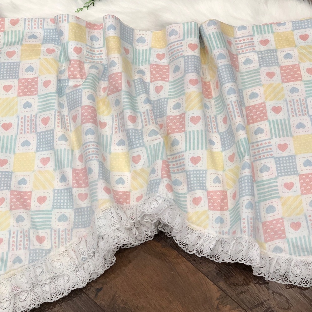 Vintage valance